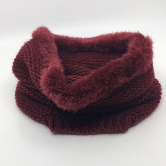 Zara faux Fur Trimmed Burgundy Knit Neck Snood Loop Scarf - Picture 5 of 5